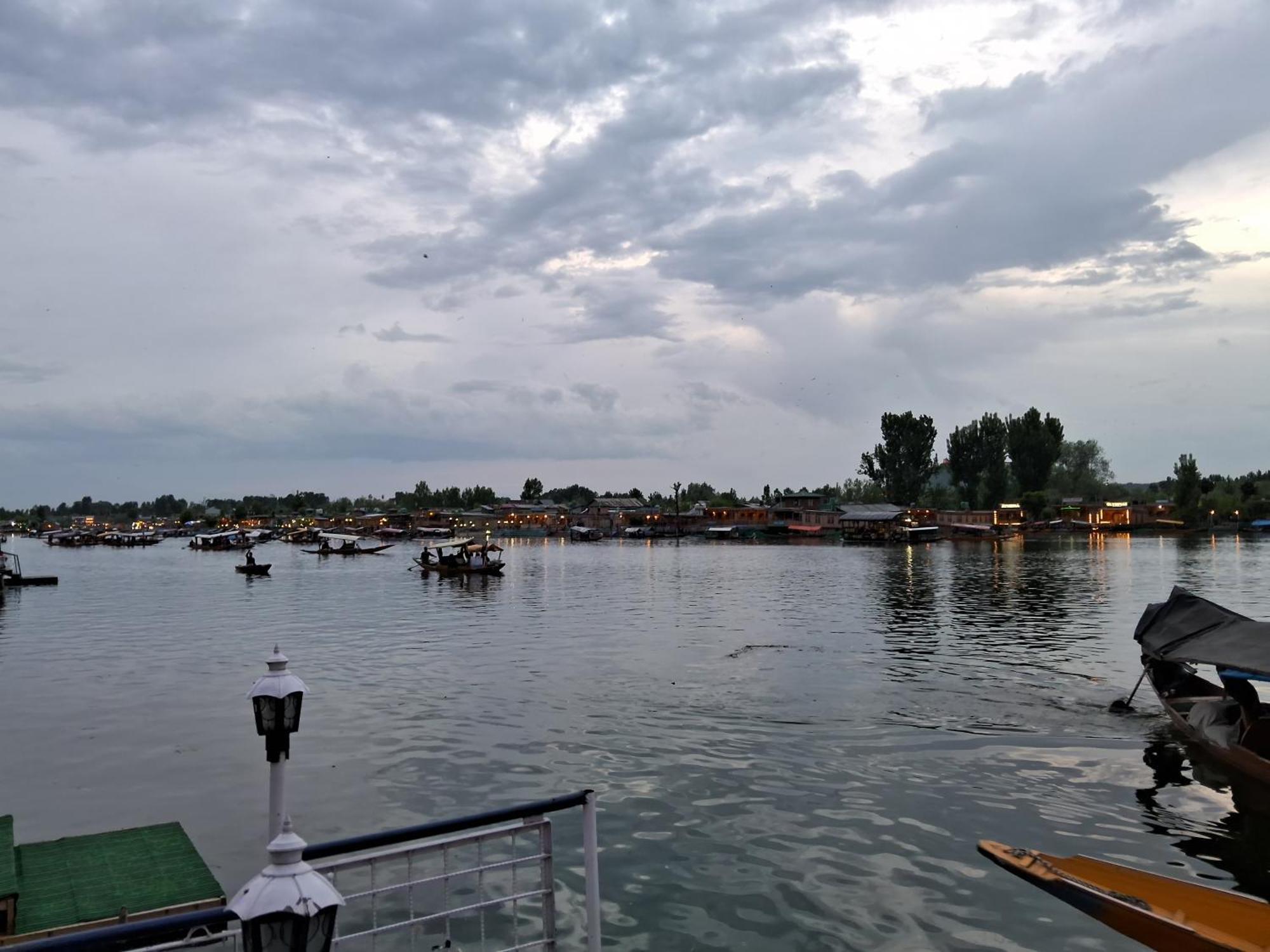 Botel Goona Palace Houseboats 4*