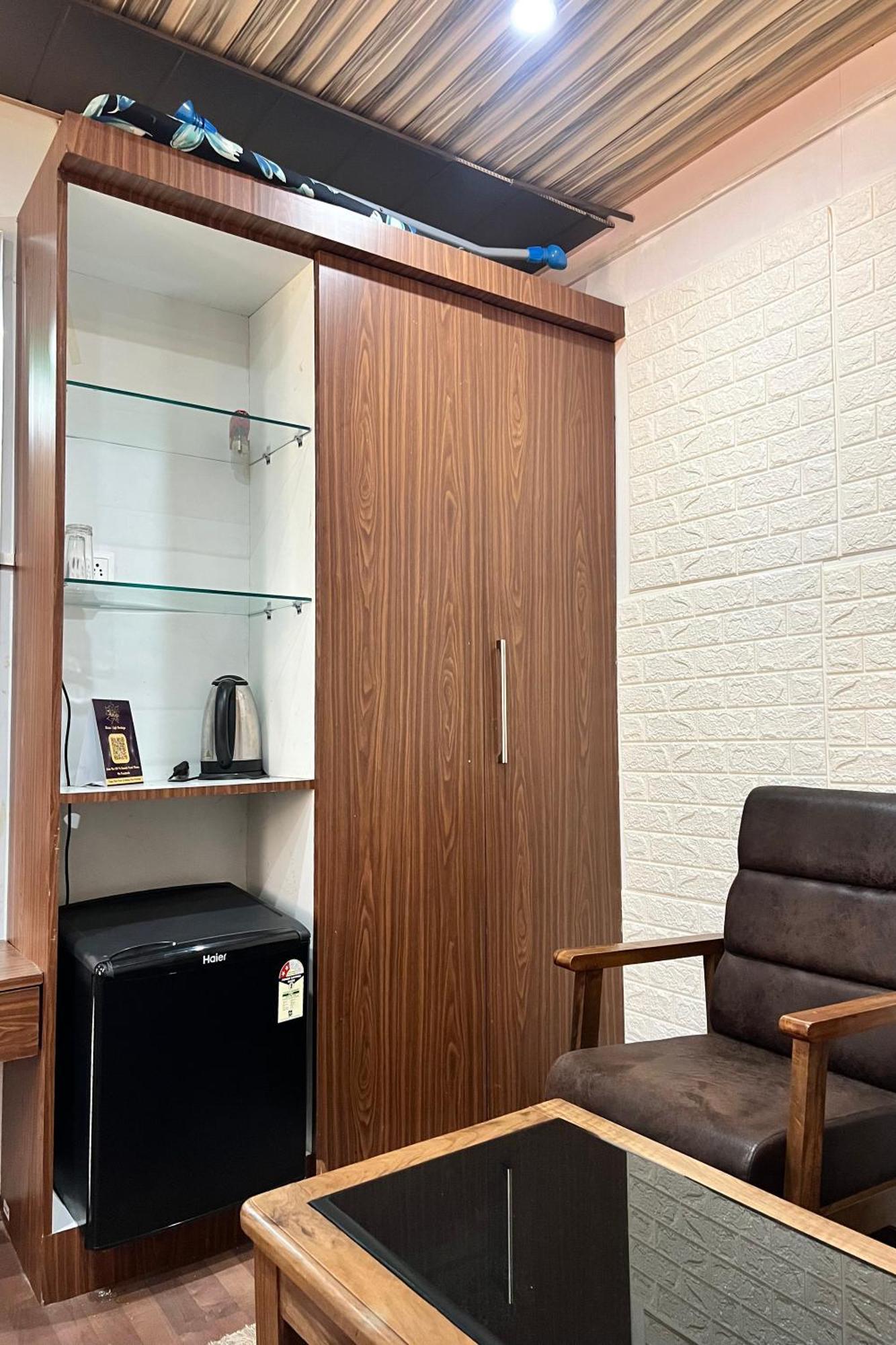 Hotel Sultan Residency Srinagar (Jammu and Kashmir)