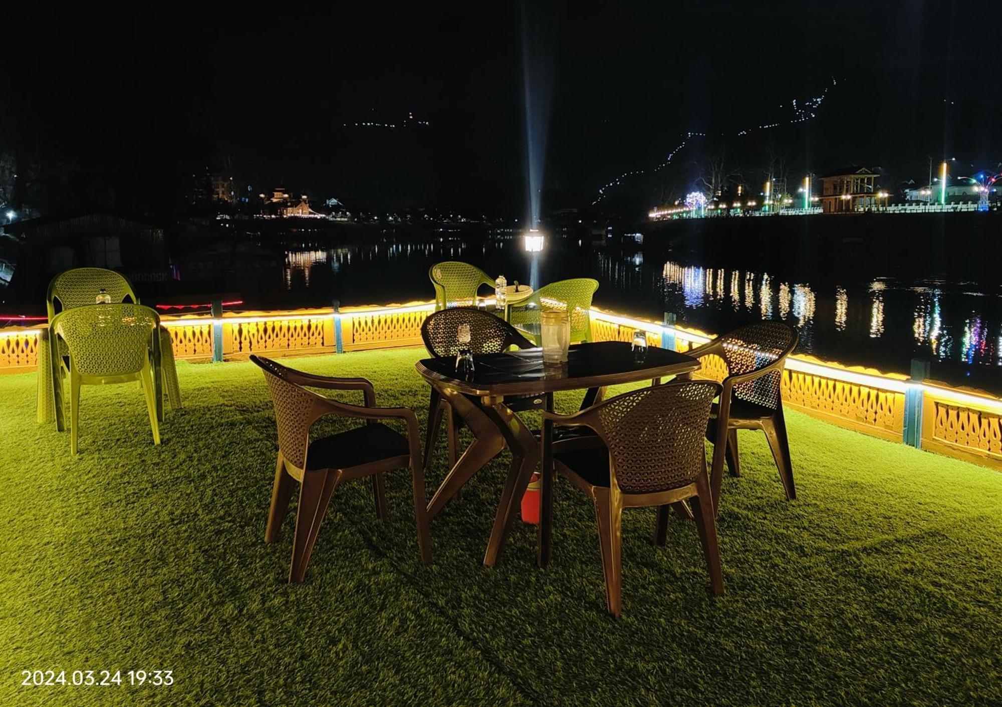 Houseboat Karima Palace 3*