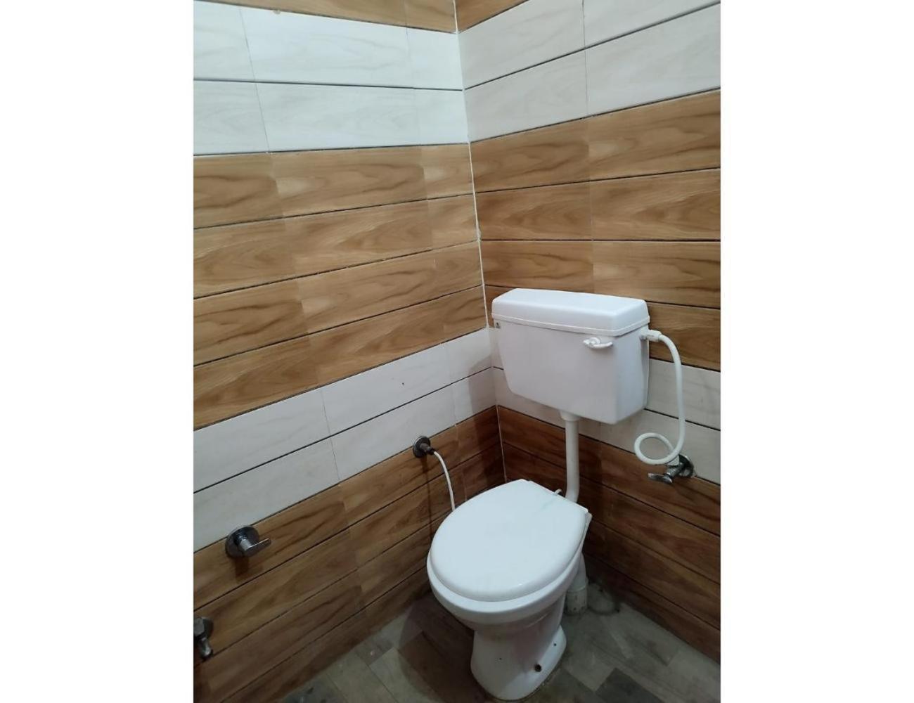 Homestay Sahara Grand Hills, *