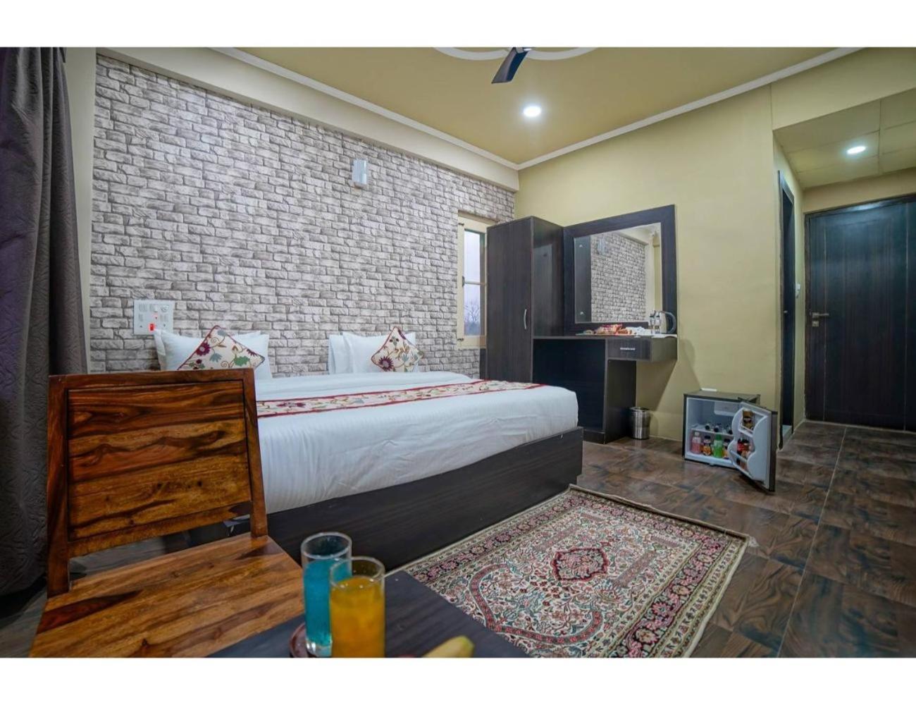 Homestay Sahara Grand Hills,