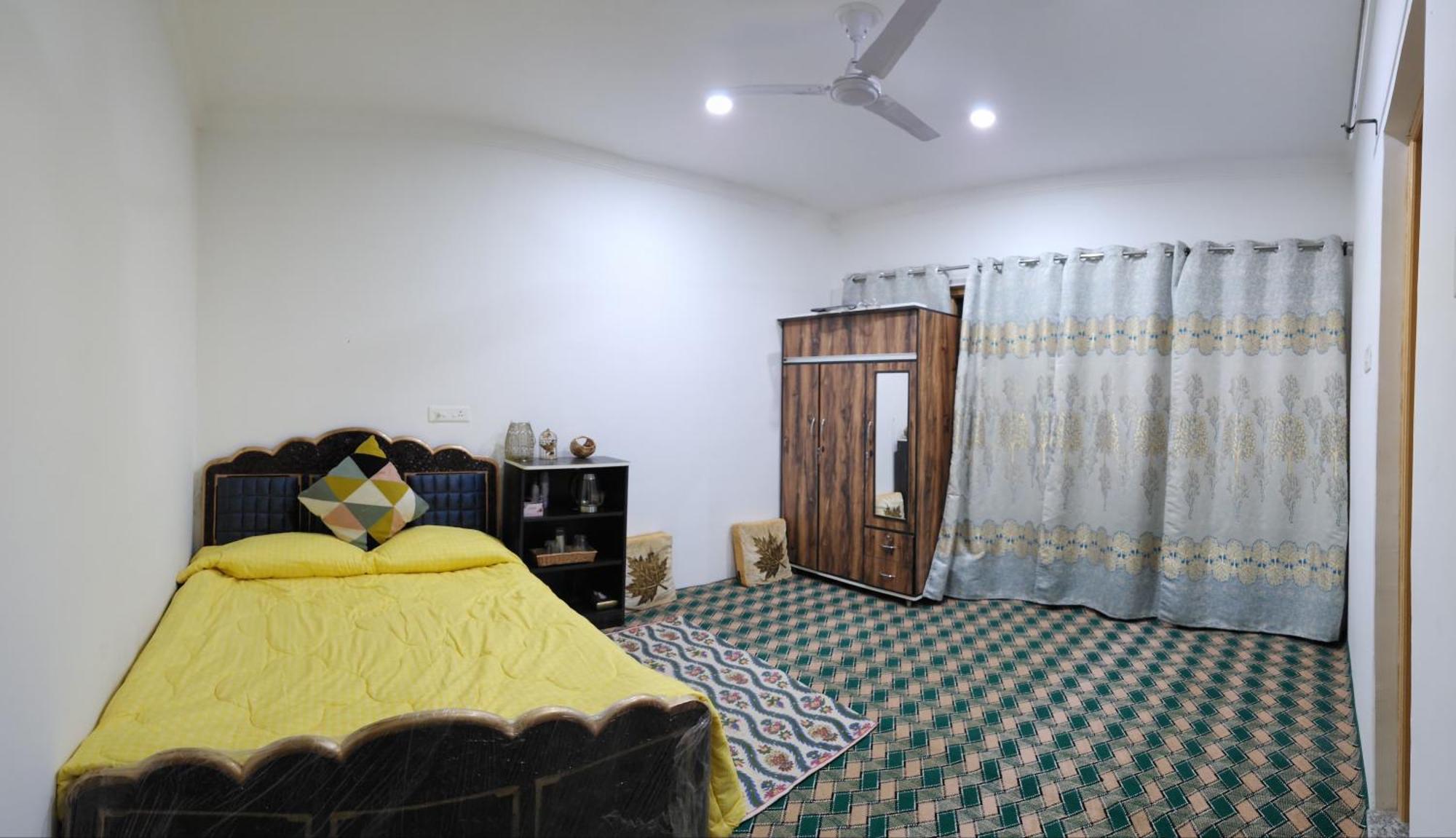 The Fig Tree Homestay Srinagar (Jammu and Kashmir)