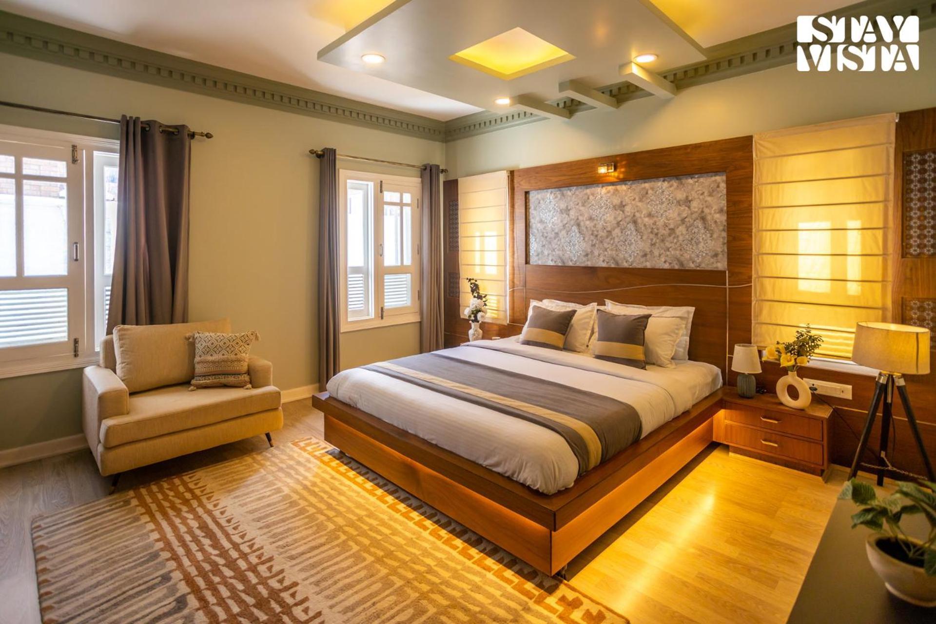 Villa Stayvista At Midsummer Moon - Mountain View With Courtyard Srinagar (Jammu and Kashmir)