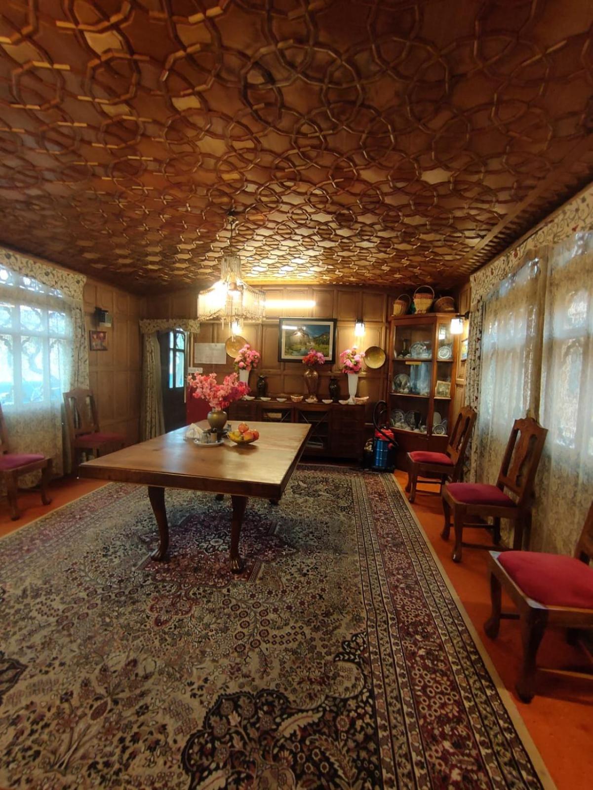 Heritage Amina Group Of Houseboats 4* Srinagar (Jammu and Kashmir)