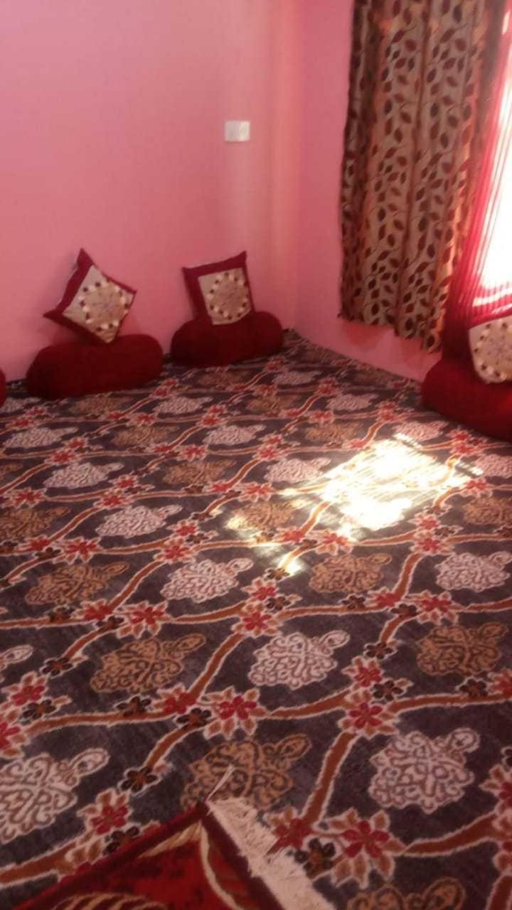 Apartment Oyo Yasmeena Srinagar (Jammu and Kashmir)