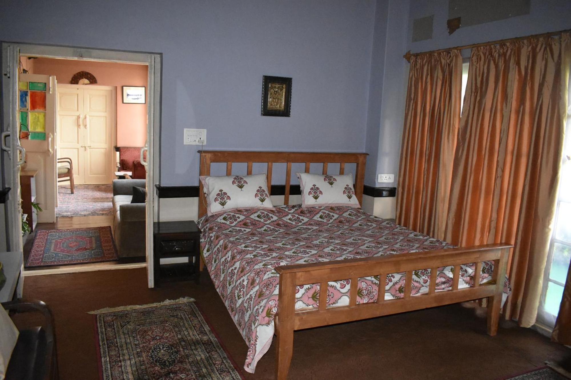Dak Hermitage Srinagar (Jammu and Kashmir)