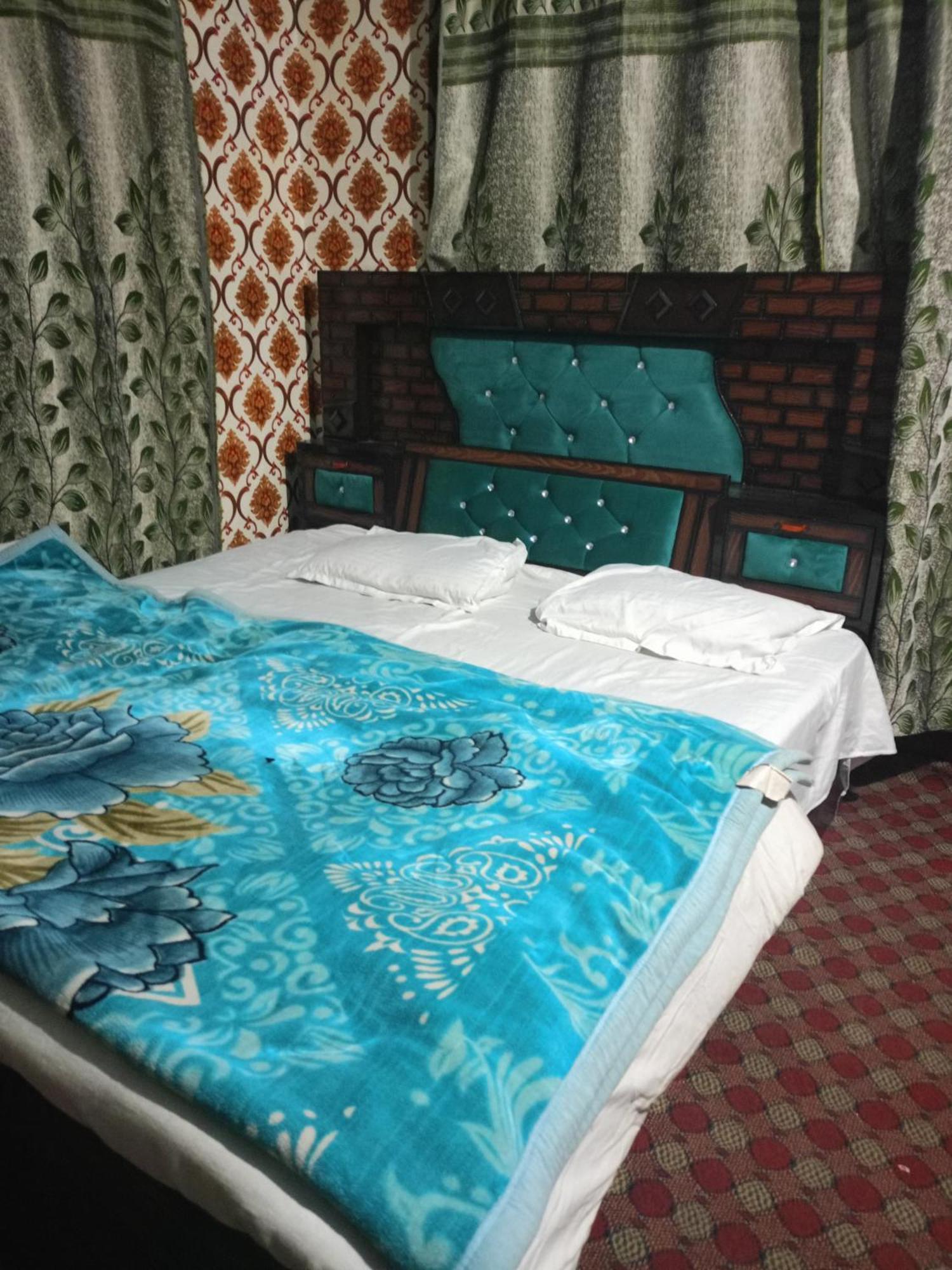 Queen Palace Srinagar (Jammu and Kashmir)