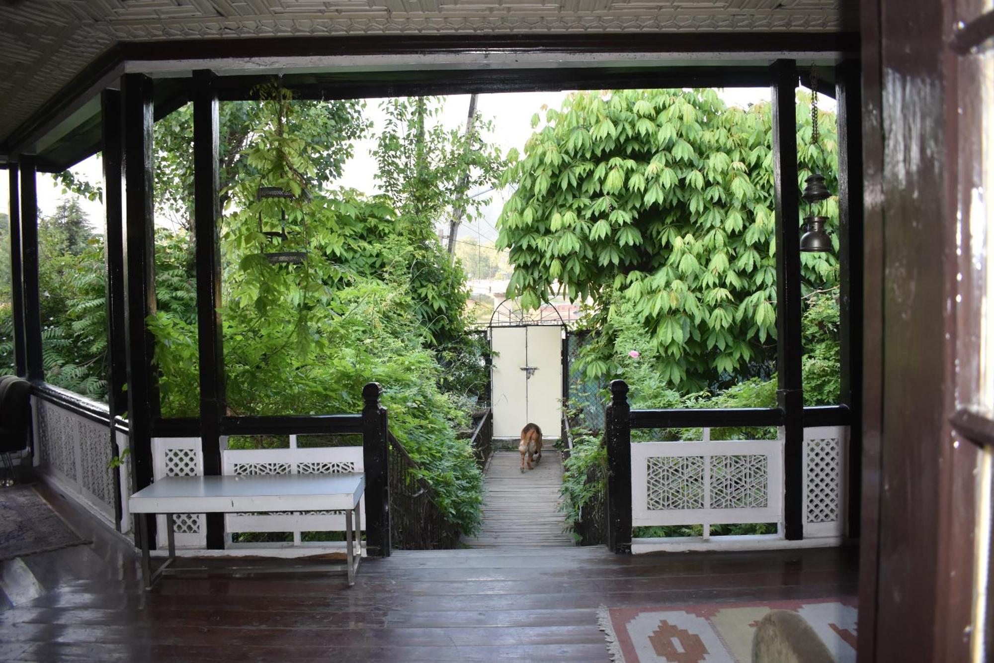 Dak Hermitage Homestay