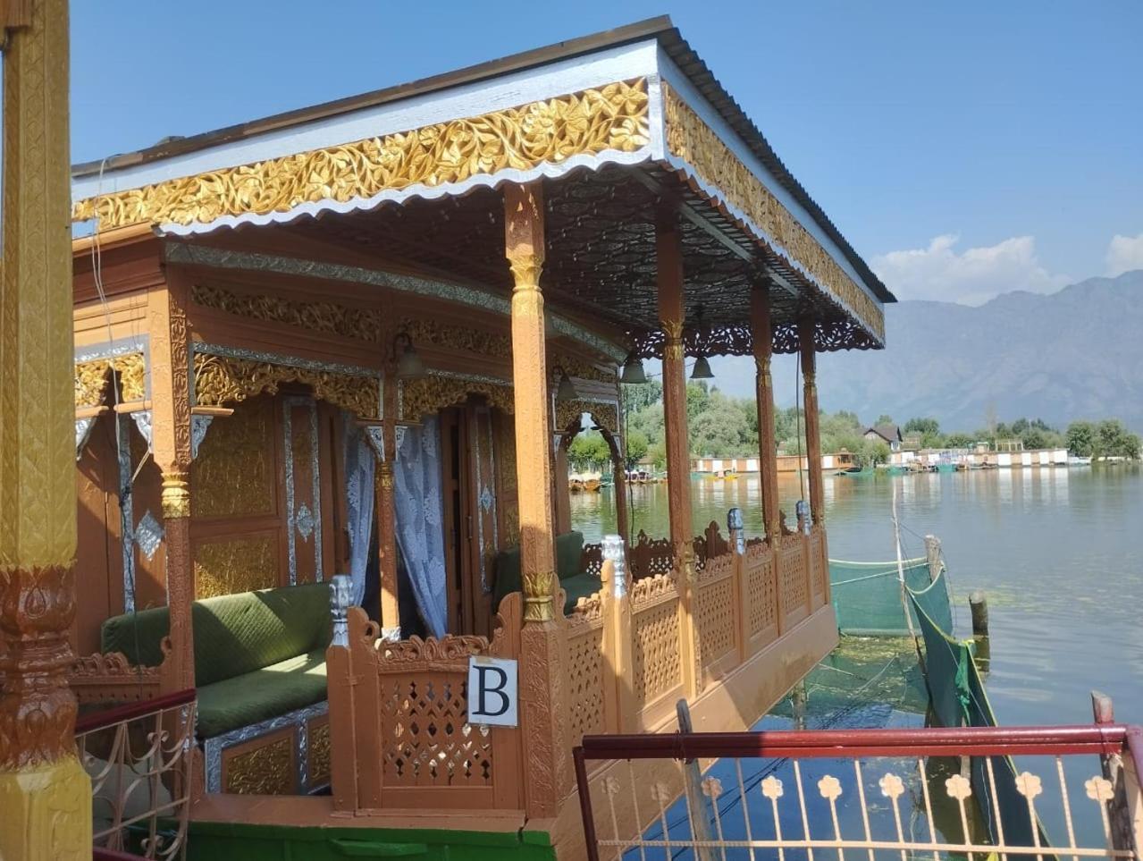 The Smith Palace Group Of Houseboats Srinagar (Jammu and Kashmir)