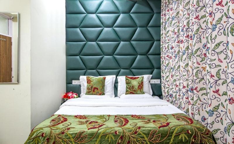 Wood Venture Residency By Pattern Hotel *