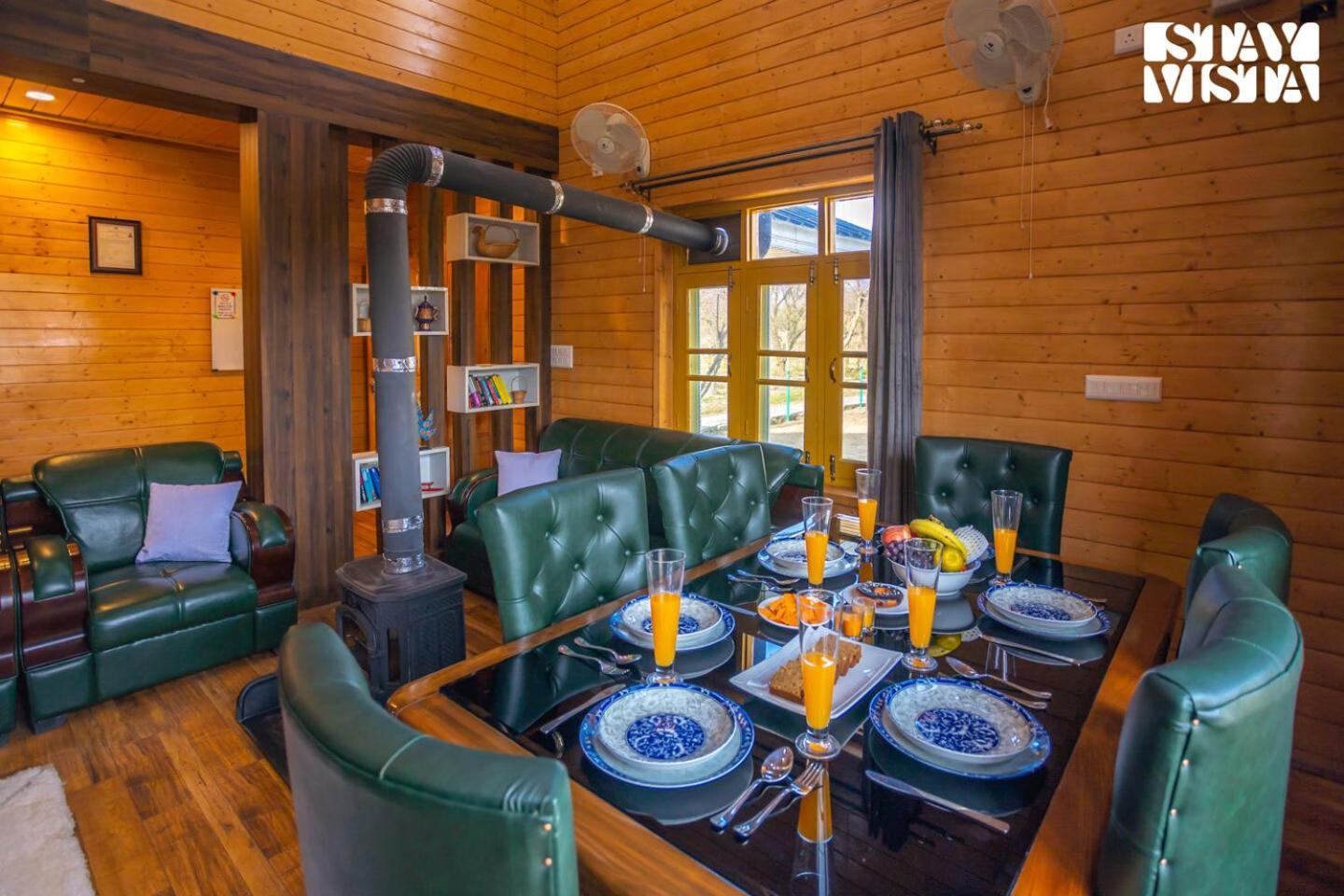 The Dewan Bagh With Heater At By Stayvista Villa