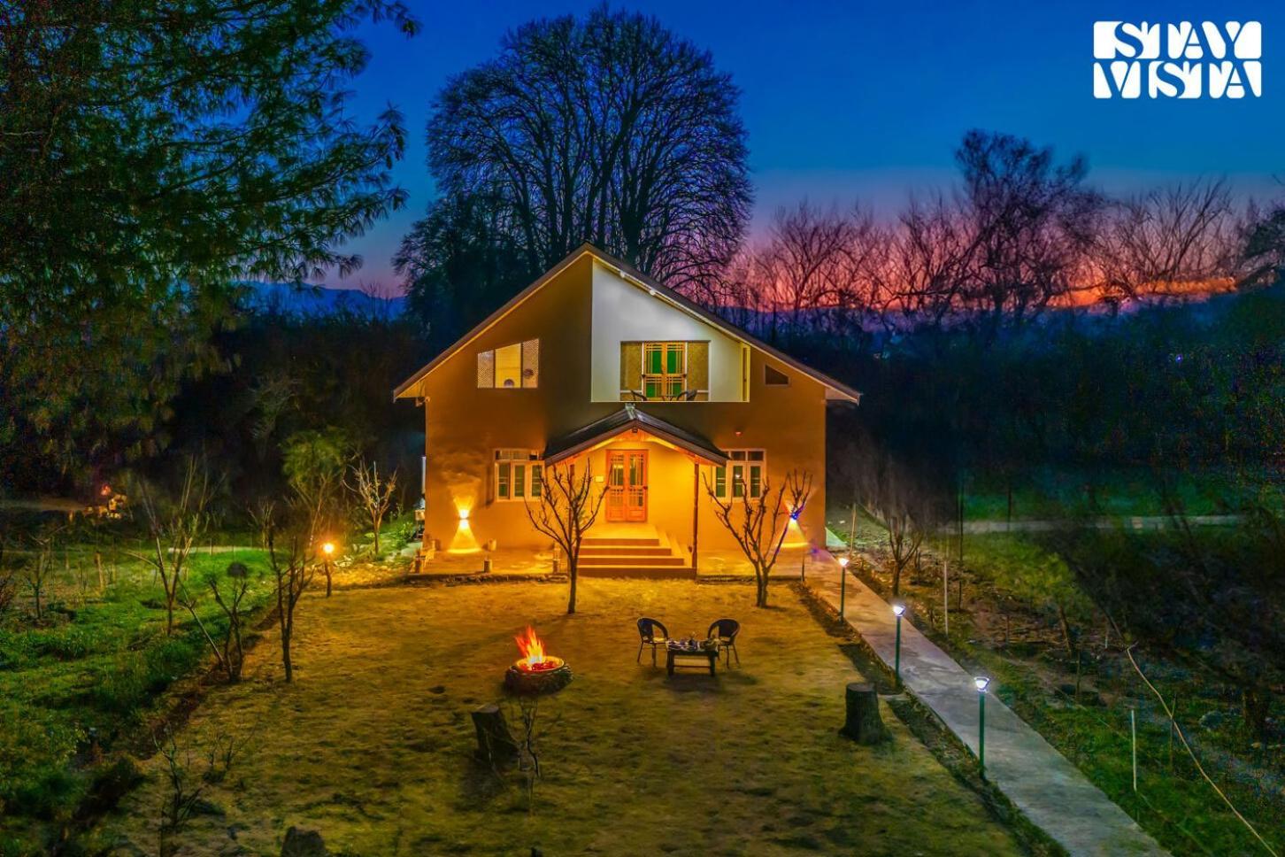 Villa The Dewan Bagh With Heater At By Stayvista *
