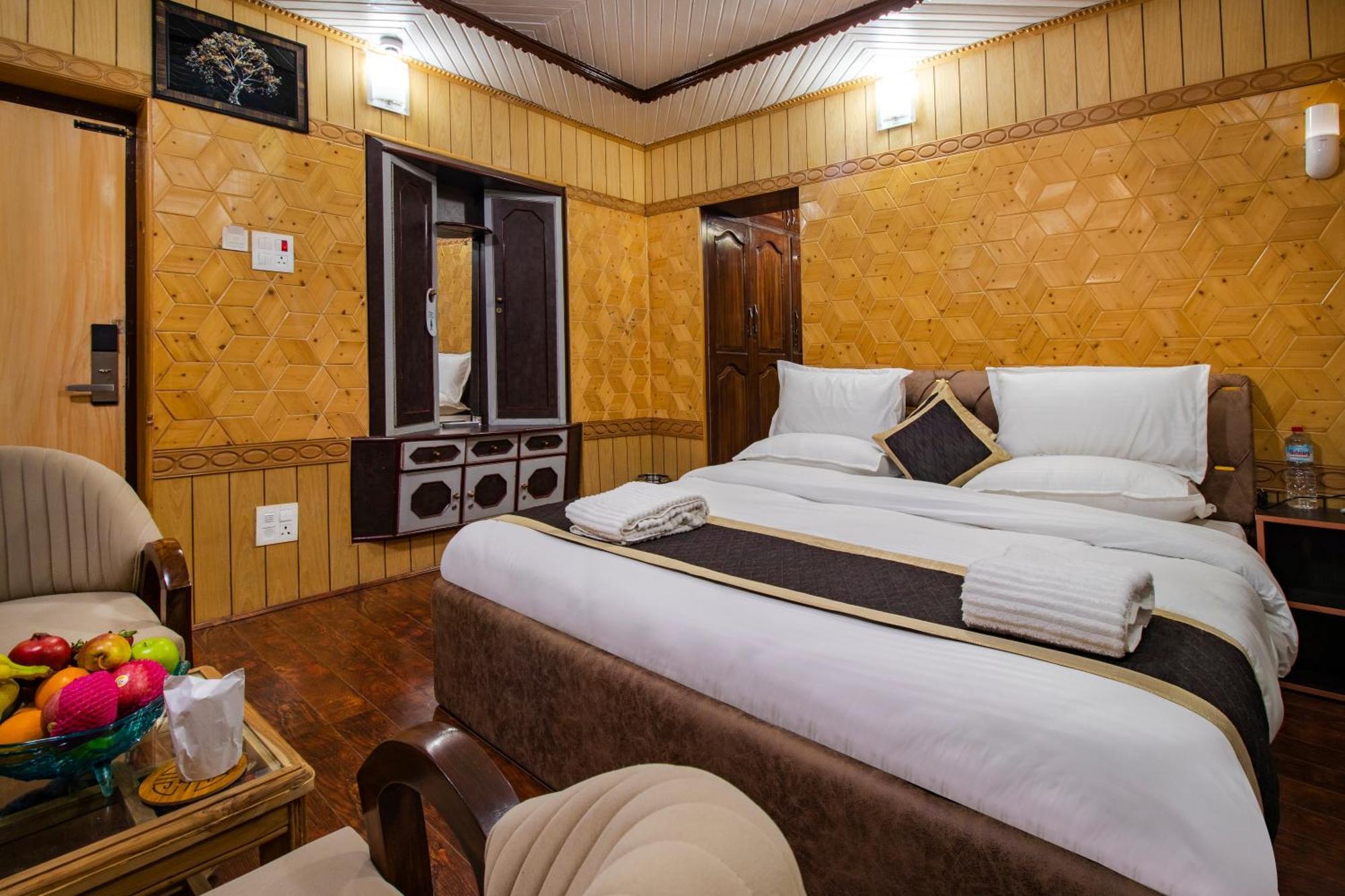 Guest house De-villaz Luxury