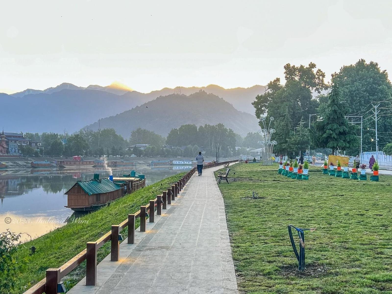 Wazir Palace Srinagar (Jammu and Kashmir)