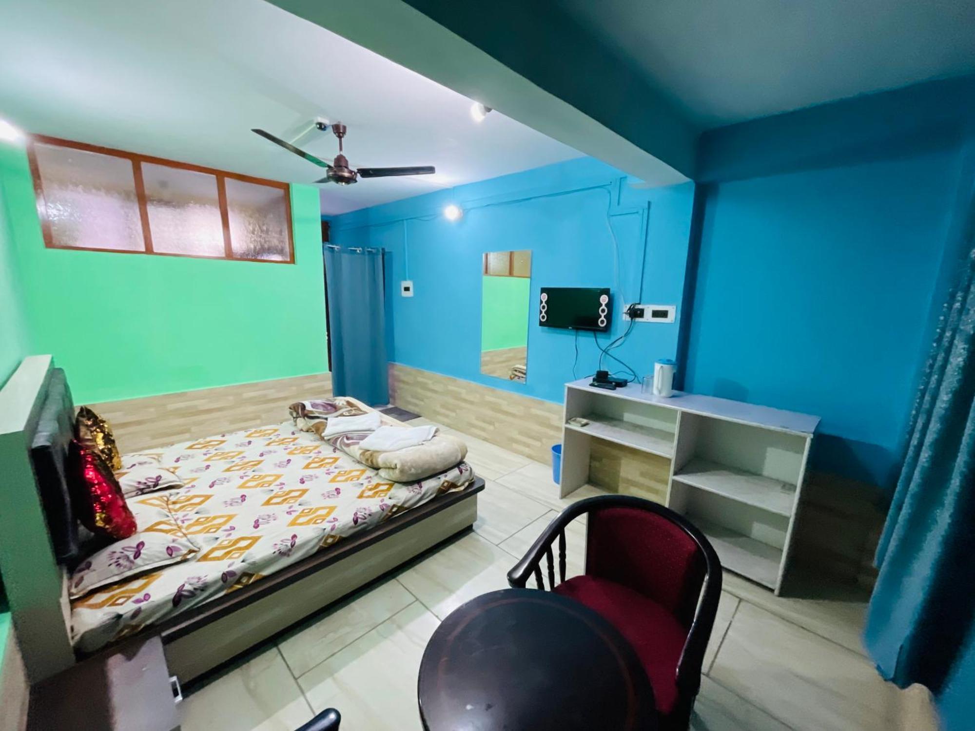 New Sahil Hotel Srinagar (Jammu and Kashmir)