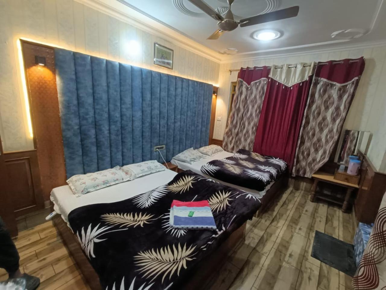 Guest house Valley Holidays Srinagar (Jammu and Kashmir)