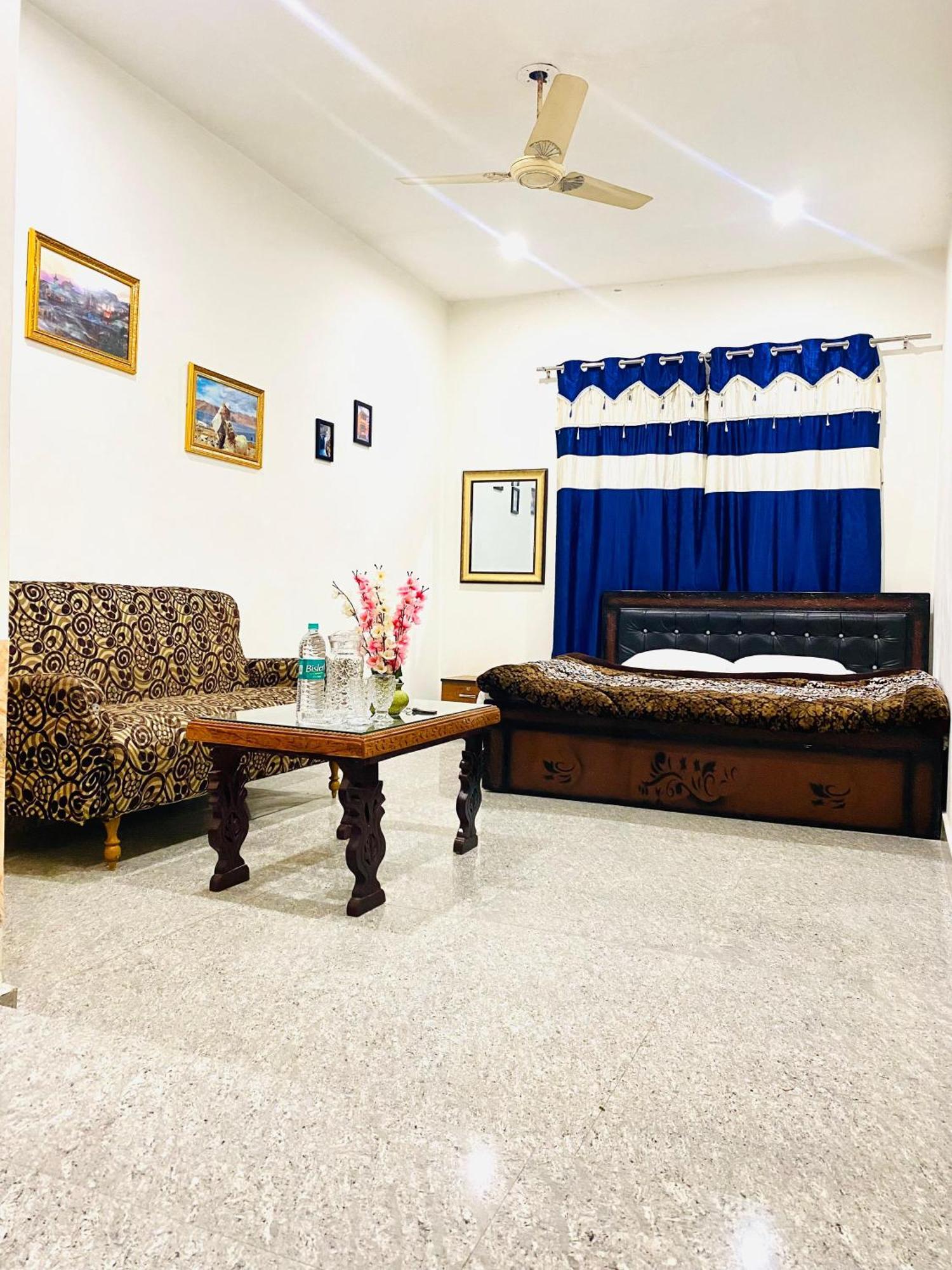 Pall Residency Hotel