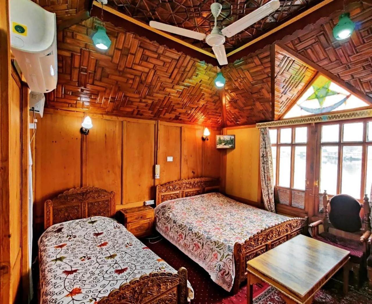 Hotel The Heritage Group Of Houseboats 4*