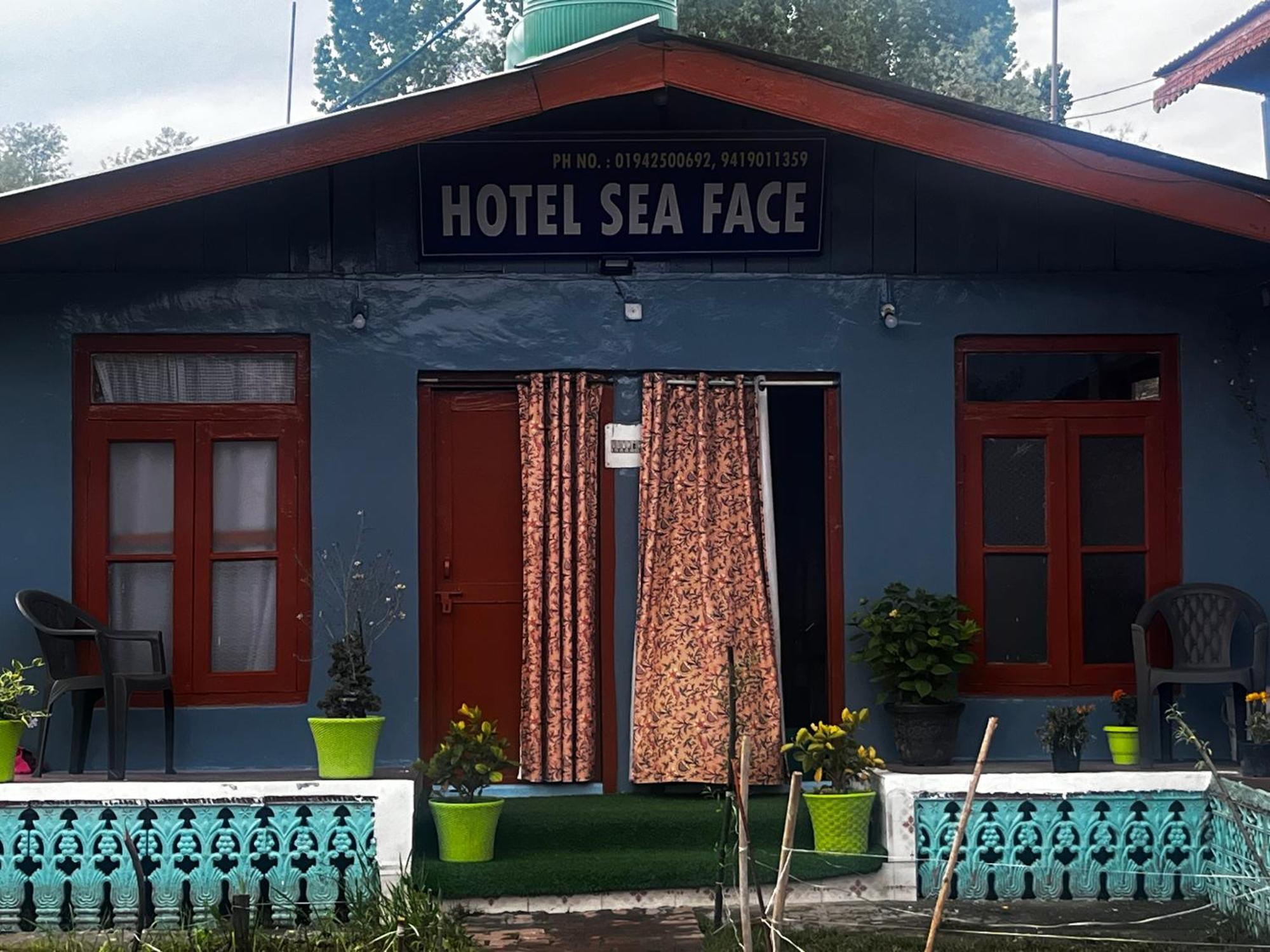 Homestay Sea Face