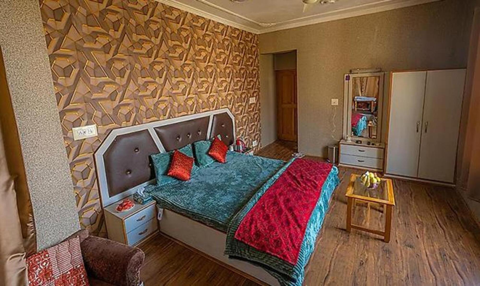 Fabhotel Prime Rozan Jaai Srinagar (Jammu and Kashmir)