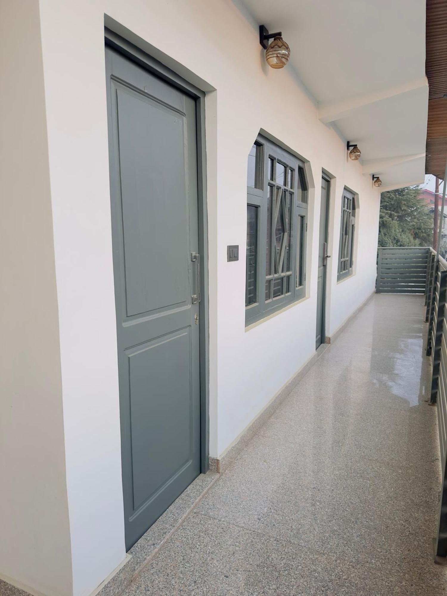 Apartment - A Luxury Living Srinagar (Jammu and Kashmir)