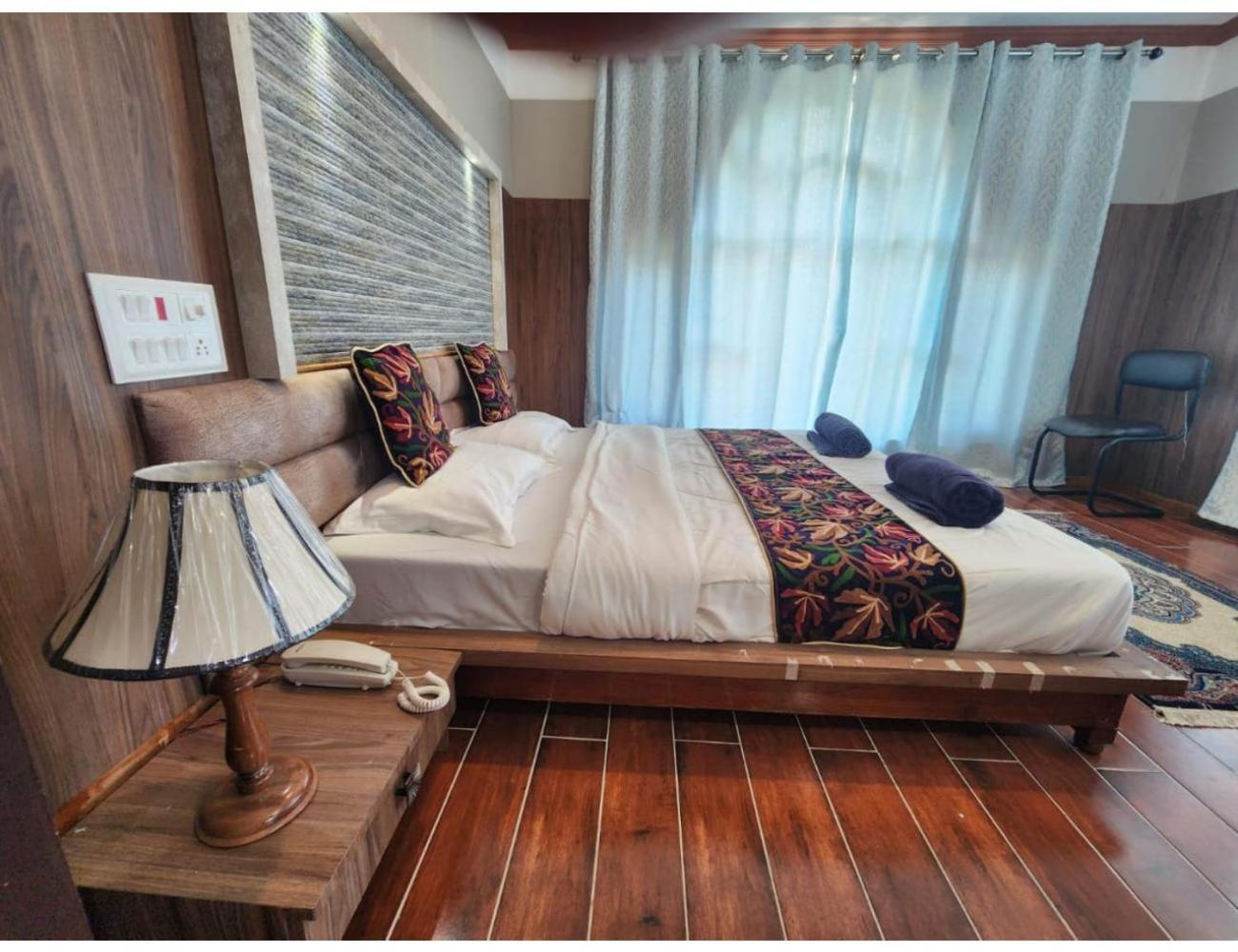 Homestay Palla's & Suites-resorts,