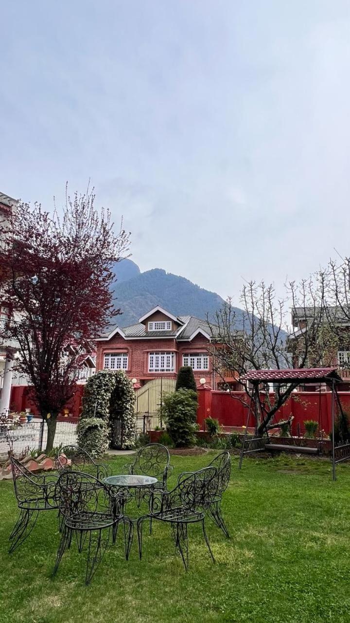 Abshar Heritage Holiday home *