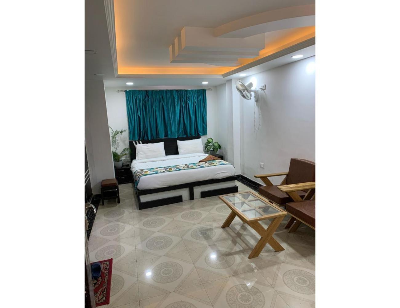 Homestay Budshah Residency,