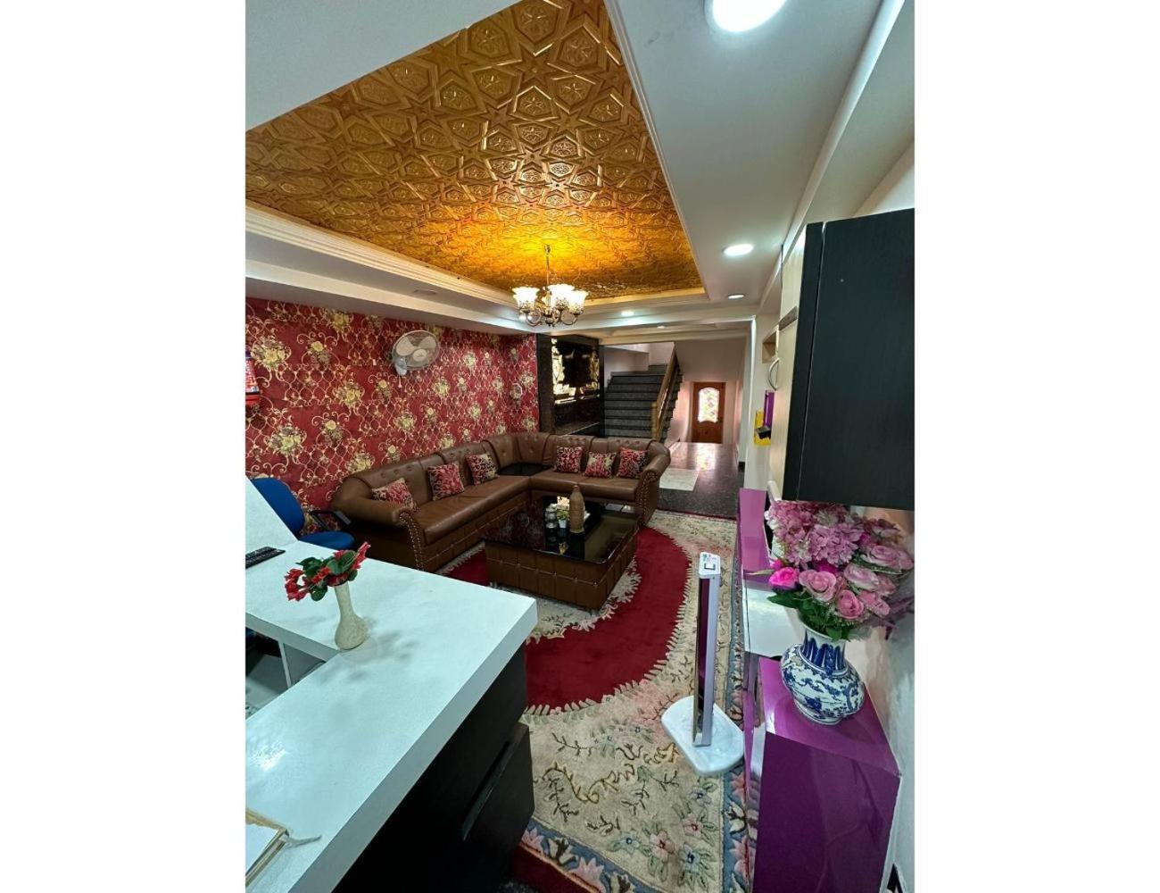 Homestay Budshah Residency, *