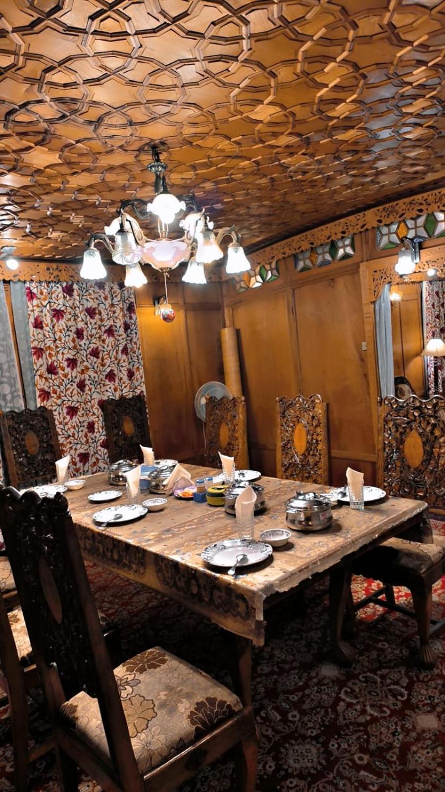 Heritage Amina Group Of Houseboats 4* Srinagar (Jammu and Kashmir)