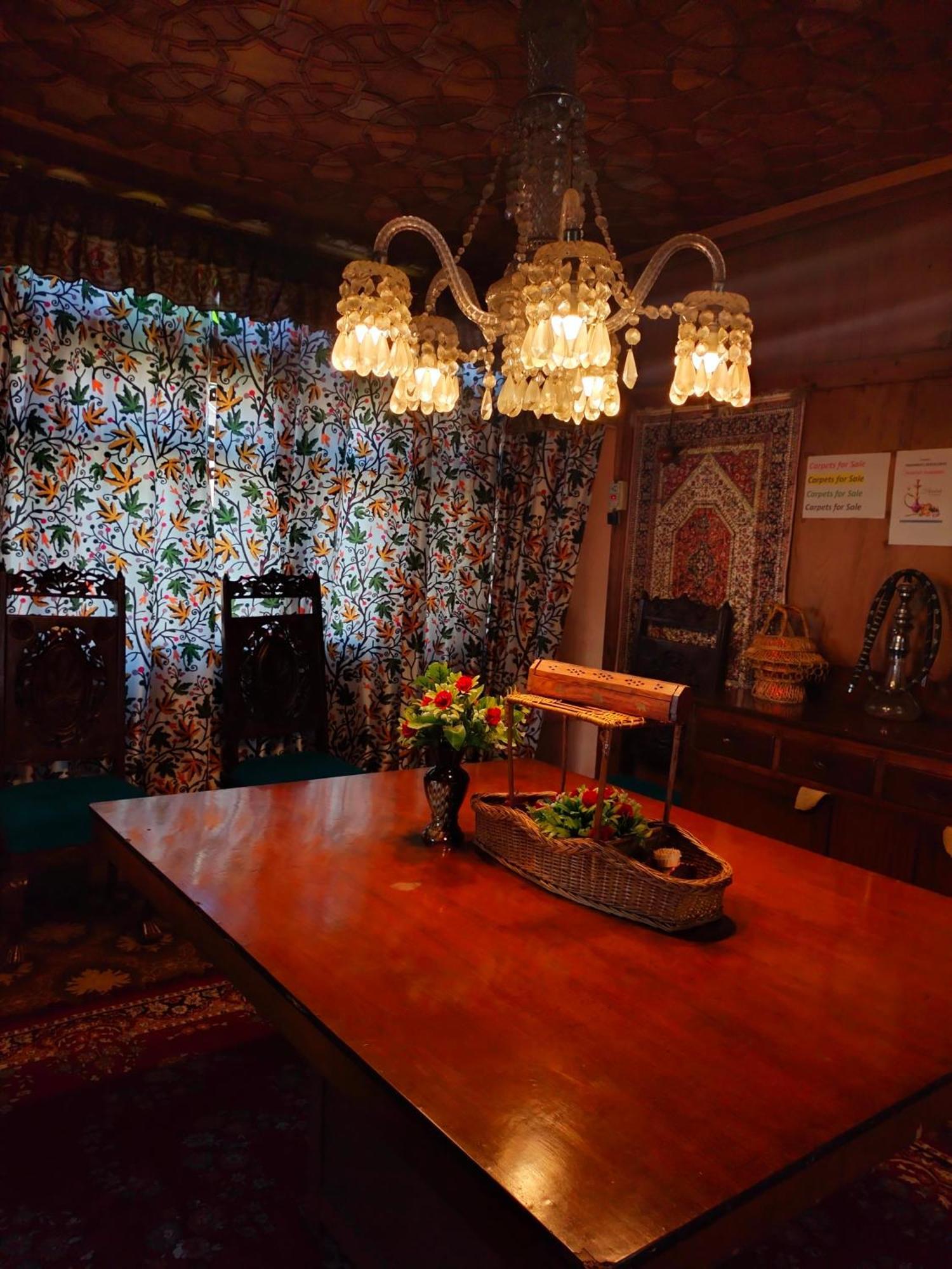 Heritage Amina Group Of Houseboats 4* Srinagar (Jammu and Kashmir)
