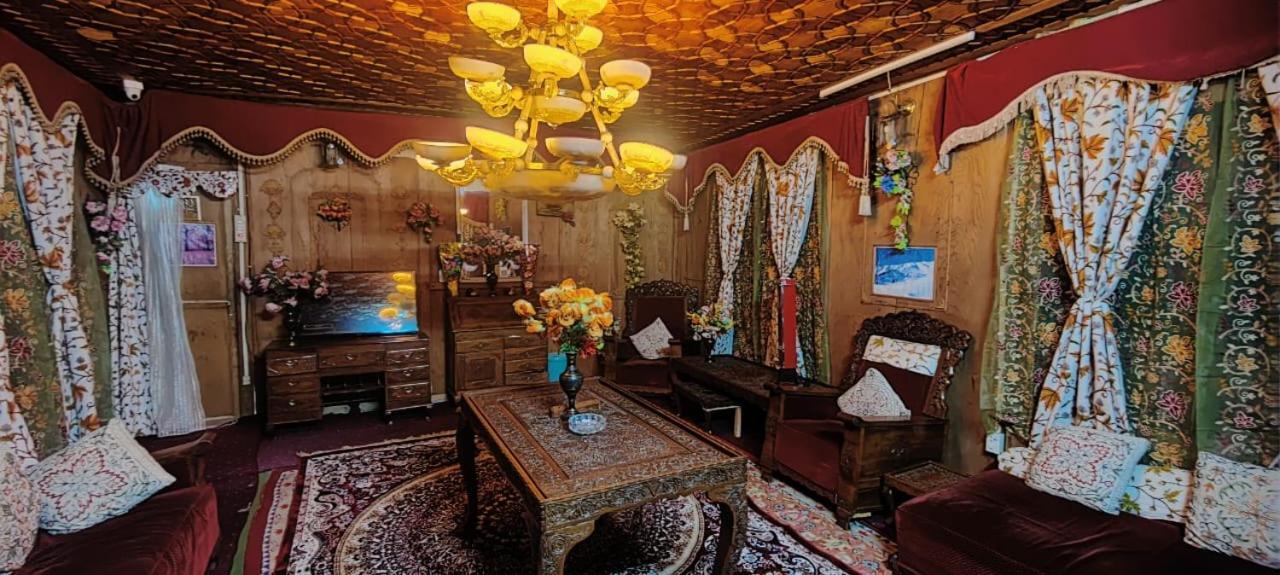 Heritage Amina Group Of Houseboats Srinagar (Jammu and Kashmir)