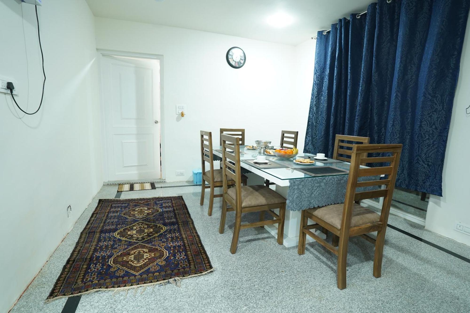 Homestay Nature's Edge Nishat Srinagar (Jammu and Kashmir)