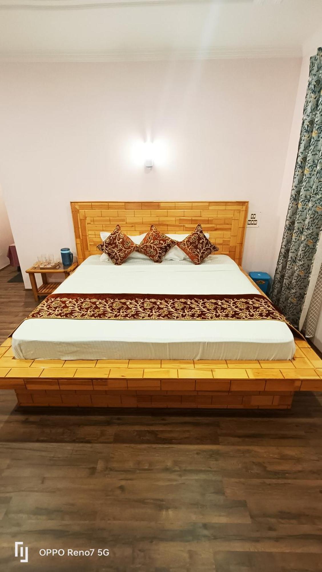 Moonshine Hostel