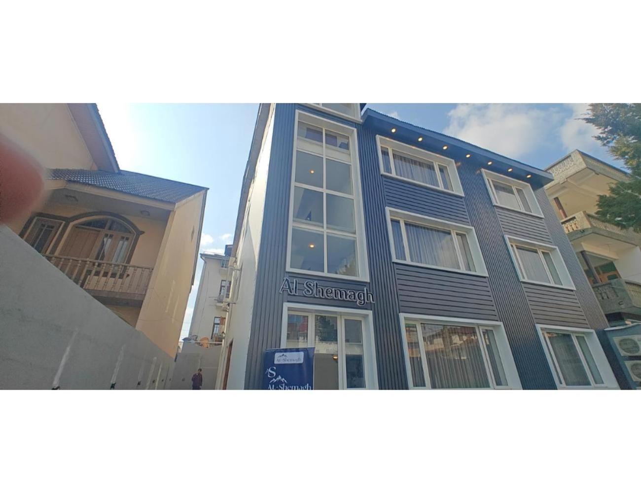 Al-shemagh, Homestay Srinagar (Jammu and Kashmir)