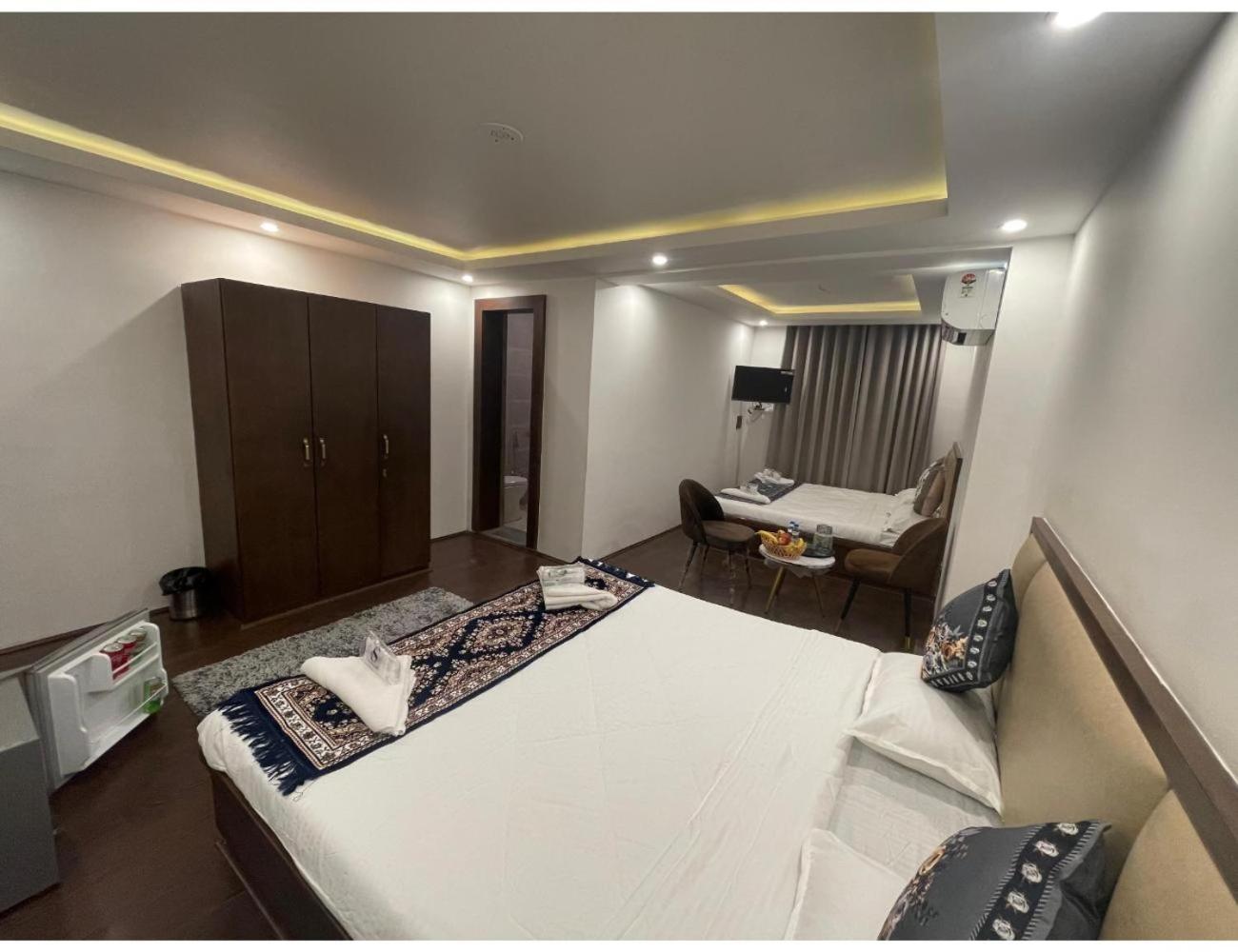 Al-shemagh, Homestay Srinagar (Jammu and Kashmir)