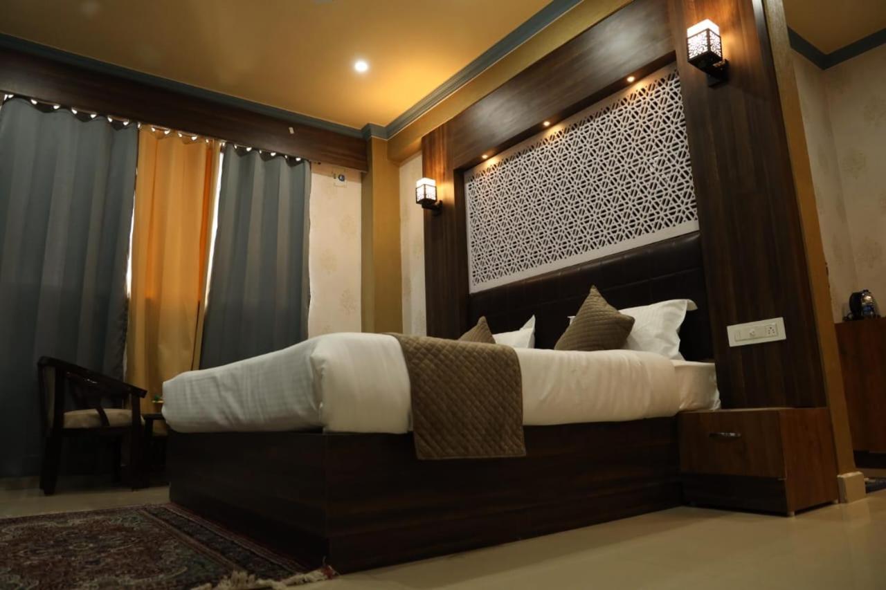 Hotel The Jamawar 4*