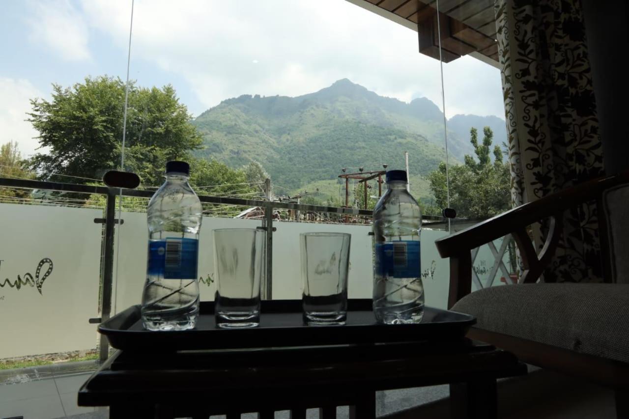 The Jamawar Srinagar (Jammu and Kashmir)