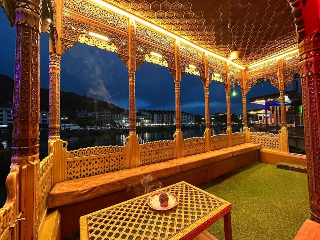 Heritage Amina Group Of Houseboats 4* Srinagar (Jammu and Kashmir)