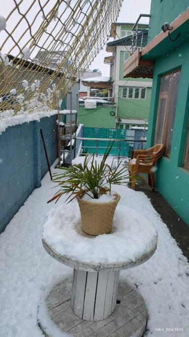 House With Kitchen Villa Srinagar (Jammu and Kashmir)