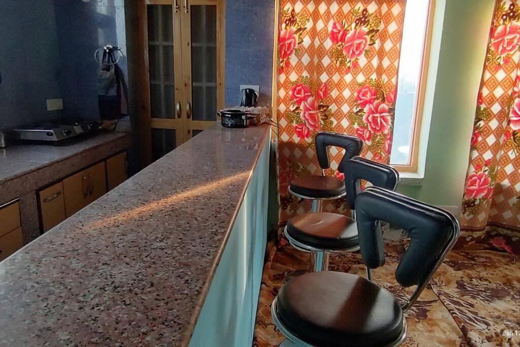 Villa House With Kitchen