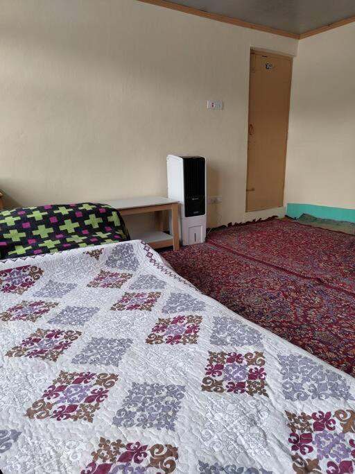 Villa House With Kitchen Srinagar (Jammu and Kashmir)