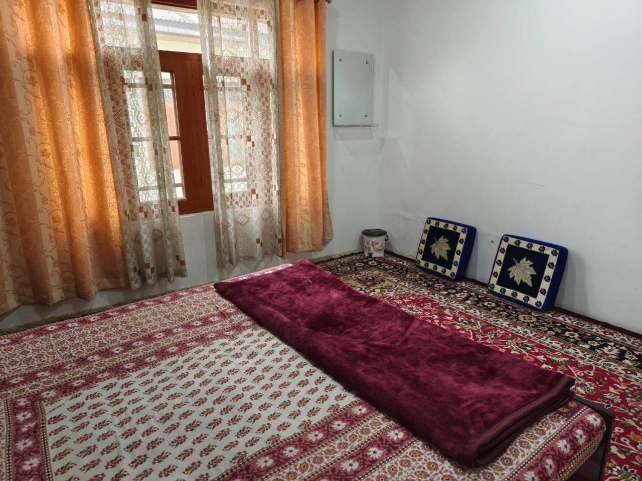 Mir Manzil *