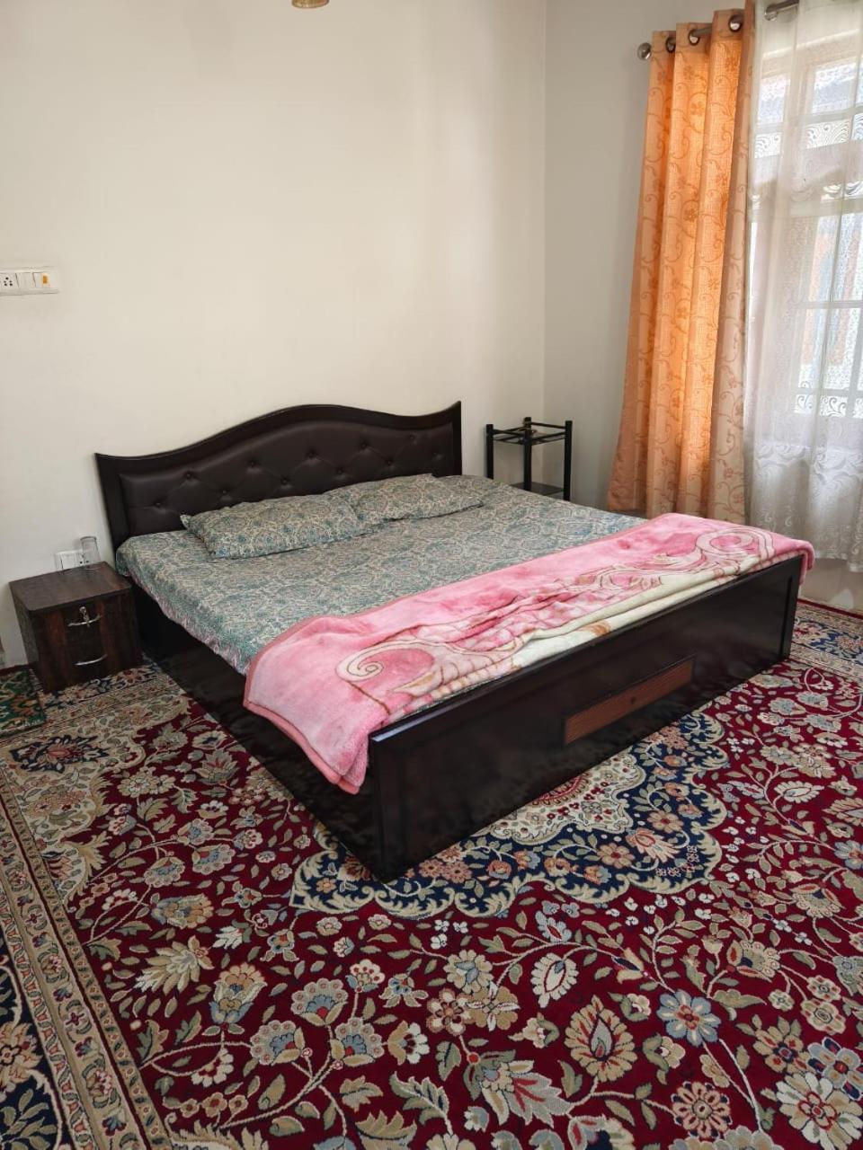 Bed & Breakfast Mir Manzil