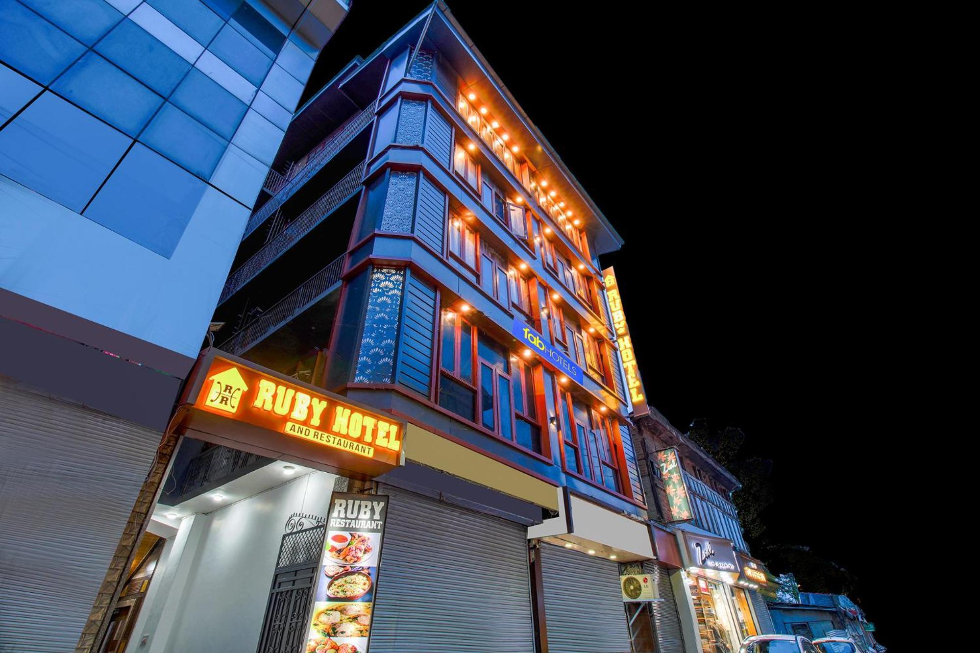 Ruby And Restaurant Hotel Srinagar (Jammu and Kashmir)