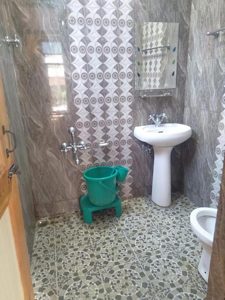 Apartment Mmsons Srinagar (Jammu and Kashmir)
