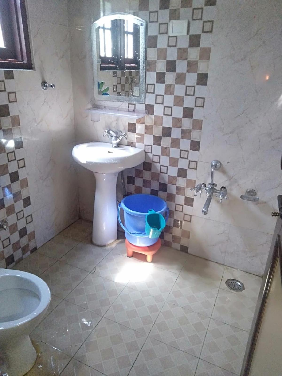 Apartment Mmsons Srinagar (Jammu and Kashmir)