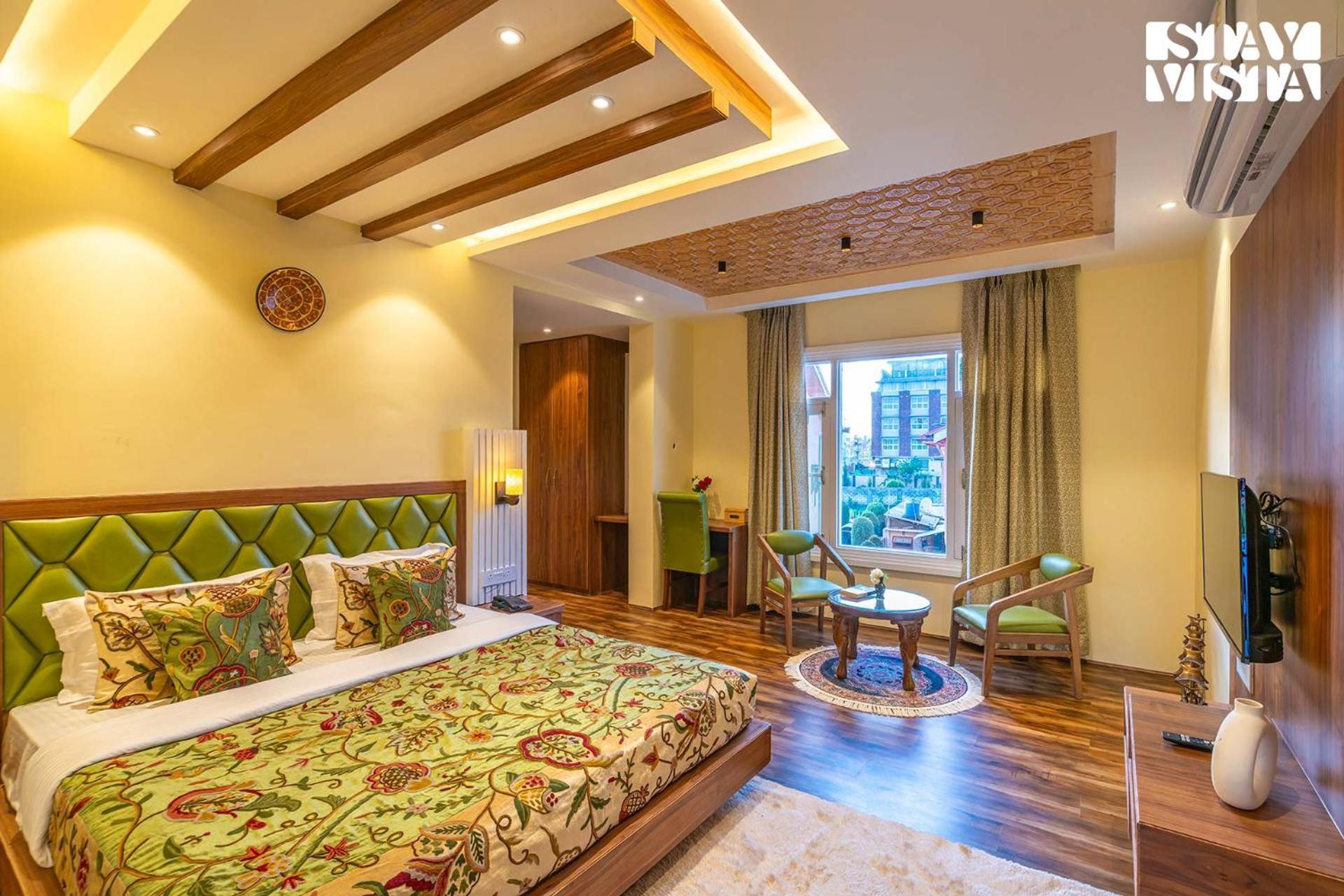 Stayvista At Gauhar With Projector Set-up, Steam & Indoor Jacuzzi * Srinagar (Jammu and Kashmir)