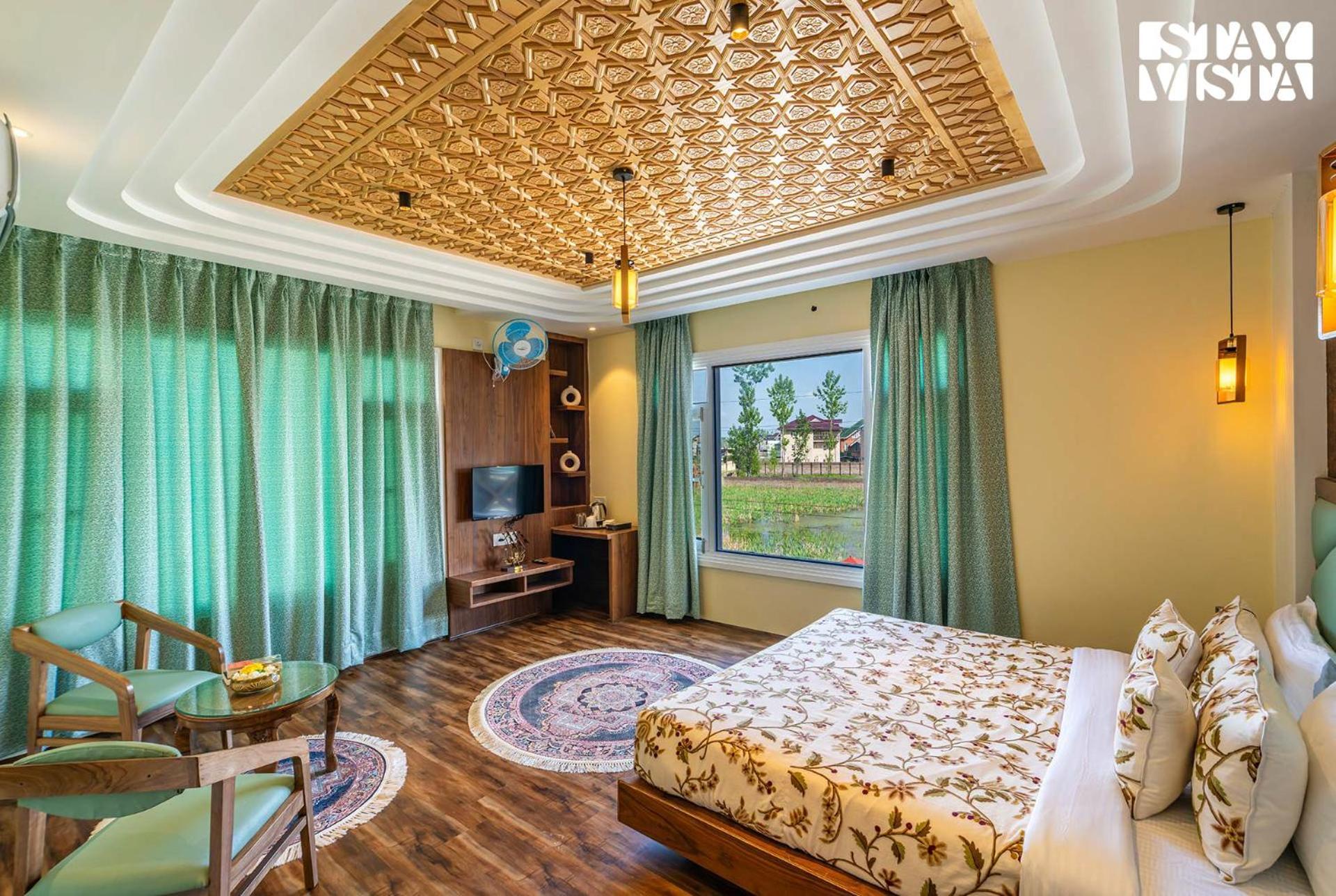 Stayvista At Gauhar With Projector Set-up, Steam & Indoor Jacuzzi * Srinagar (Jammu and Kashmir)