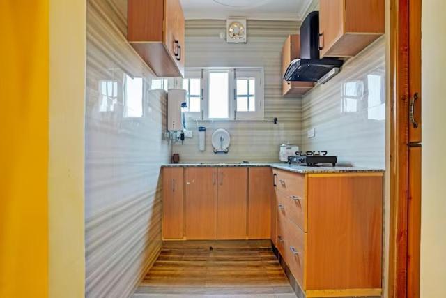 Lit Apartment *